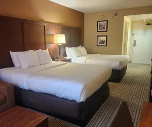 Photo 2 - Best Western Chocolate Inn at the Park