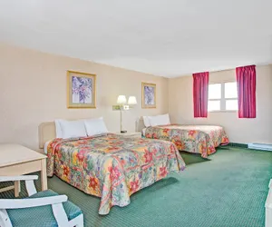Photo 5 - Days Inn by Wyndham Arlington/Washington DC