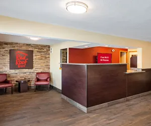 Photo 3 - Red Roof Inn Des Moines