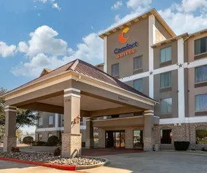 Photo 2 - Comfort Suites Waco Near University Area