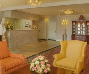 Photo 5 - Carlyle Hotel
