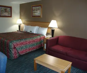 Photo 5 - Econo Lodge Inn & Suites