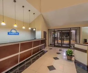 Photo 2 - Days Inn by Wyndham Yadkinville