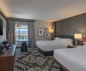 Photo 5 - Sheraton Albuquerque Airport Hotel
