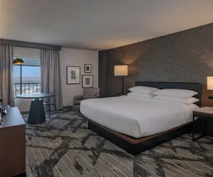 Photo 4 - Sheraton Albuquerque Airport Hotel