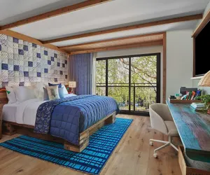 Photo 2 - Treehouse Hotel Silicon Valley