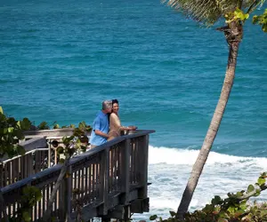 Photo 4 - Jupiter Beach Resort & Spa
