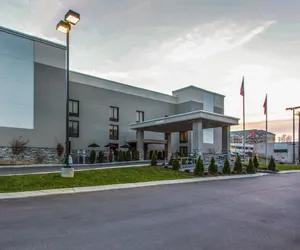 Photo 2 - Quality Suites Nashville Airport