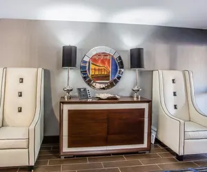 Photo 5 - Quality Suites Nashville Airport