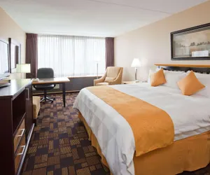 Photo 5 - Radisson Hotel Milwaukee West