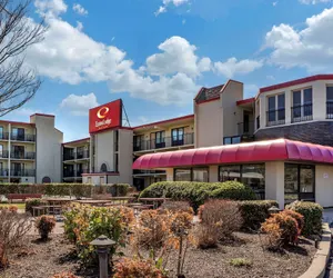 Photo 2 - Econo Lodge Inn & Suites Rehoboth Beach