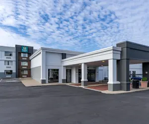 Photo 2 - Quality Inn Lexington -Horse Park