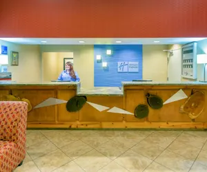 Photo 3 - Holiday Inn Express Roseburg, an IHG Hotel