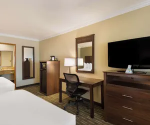 Photo 5 - Best Western Holiday Hotel