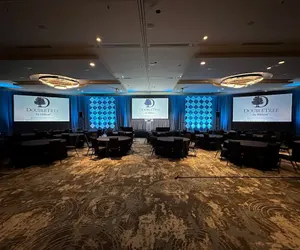 Photo 4 - Doubletree by Hilton Bloomington - Minneapolis South