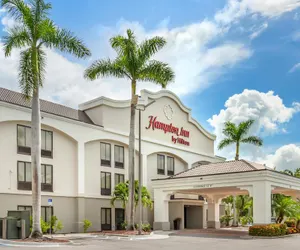 Photo 2 - Hampton Inn Fort Myers-Airport & I-75