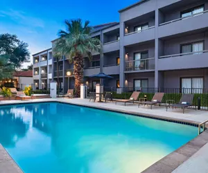 Photo 2 - Courtyard by Marriott San Antonio Downtown/Market Square