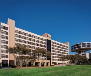 Photo 2 - Houston Airport Marriott at George Bush Intercontinental