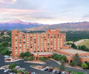 Photo 2 - Colorado Springs Marriott