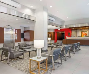Photo 2 - Best Western Grant Park Hotel