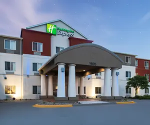 Photo 2 - Holiday Inn Express Hotel & Suites Burlington, an IHG Hotel