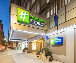 Photo 2 - Holiday Inn Express Philadelphia-Midtown by IHG