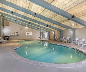 Photo 2 - Best Western Plus New Englander