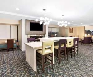 Photo 4 - La Quinta Inn & Suites by Wyndham Denver Aurora Medical