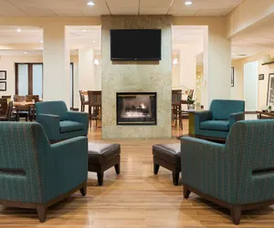 Photo 4 - Hampton Inn White Plains/Tarrytown