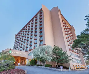 Photo 2 - Embassy Suites by Hilton Kansas City Plaza