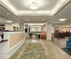 Photo 4 - Hampton Inn Lancaster