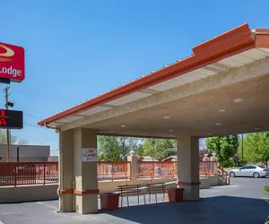 Photo 2 - Econo Lodge Hurricane Zion Park Area