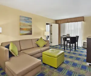 Photo 3 - Holiday Inn Akron West - Fairlawn, an IHG Hotel