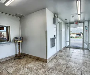 Photo 3 - Motel 6 Columbus, OH - West