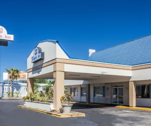 Photo 2 - Knights Inn Plant City