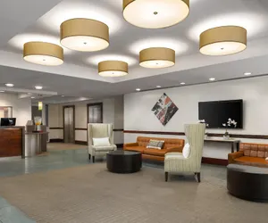 Photo 5 - DoubleTree by Hilton Hotel Boston Bayside