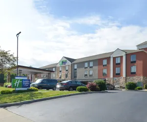 Photo 2 - Holiday Inn Express & Suites Dayton-Huber Heights by IHG