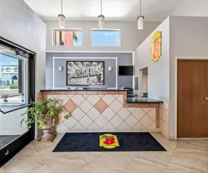 Photo 3 - Super 8 by Wyndham Marana/Tucson Area