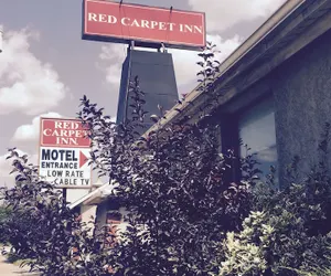 Photo 2 - Red Carpet Inn