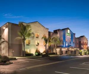 Photo 2 - Holiday Inn Express Rocklin - Galleria Area, an IHG Hotel