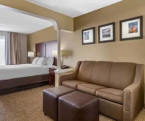 Photo 5 - Comfort Suites Grandville - Grand Rapids SW