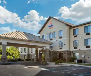 Photo 2 - Comfort Suites Grandville - Grand Rapids SW