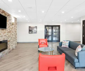 Photo 4 - Comfort Suites Columbus