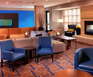 Photo 2 - Courtyard by Marriott Cincinnati-Covington