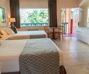 Photo 4 - Fort Lauderdale Beach Resort Hotel & Suites