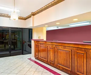 Photo 4 - Days Inn by Wyndham Covington