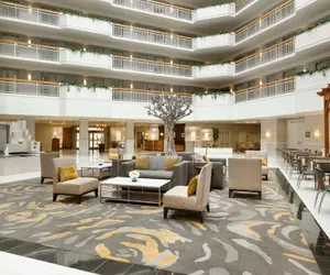 Photo 3 - Embassy Suites by Hilton Newark Wilmington South