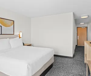 Photo 4 - Spark by Hilton Traverse City