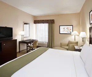 Photo 5 - Holiday Inn Express Hotel & Suites Cleveland-Streetsboro, an IHG Hotel