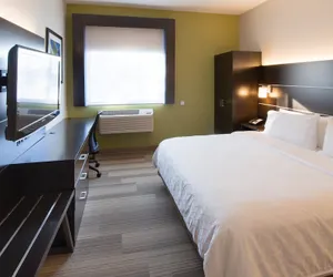 Photo 5 - Holiday Inn Express & Suites Worthington by IHG